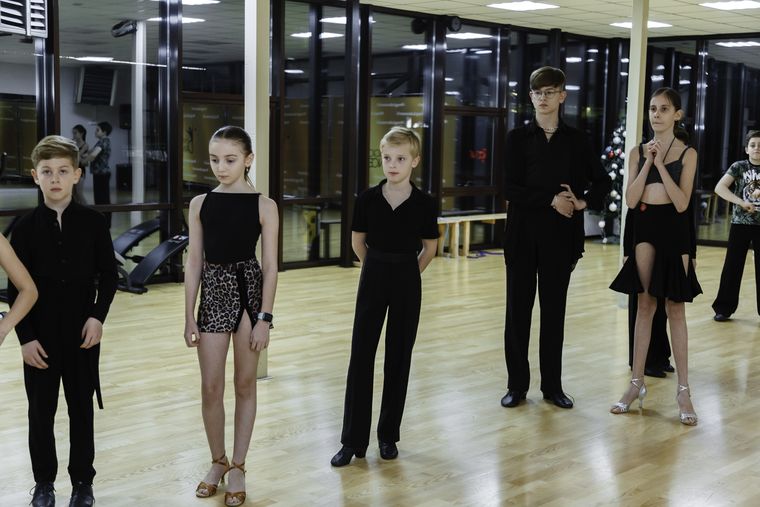 Группа в зале Magic Dance
